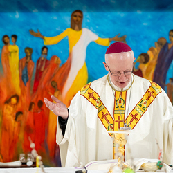 Weihe Altarbild AKH / Erzdiözese Wien/ Schönlaub, Stephan Schönlaub