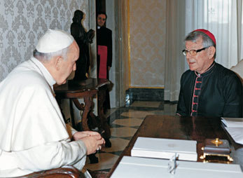 Papst Franziskus und Dom Erwin Kräutler / www.domerwin.com Papst Franziskus und Dom Erwin Kräutler
