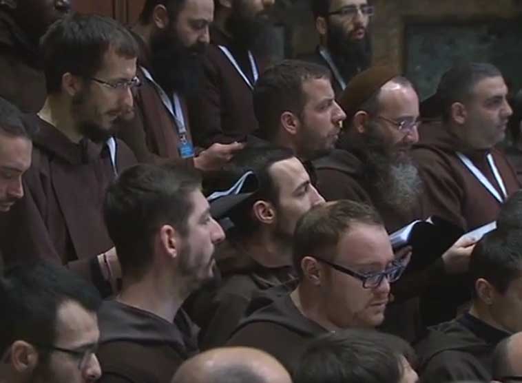 Kapuziner / screenshot ctv Messe im Petersdom