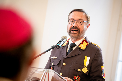 Ordensverleihung / Erzdiözese Wien/ Schönlaub, Stephan Schönlaub Ordensverleihung