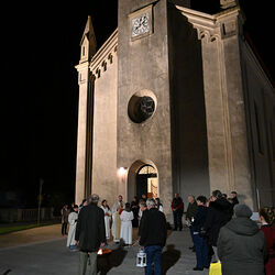 Osternachtsfeier mit Weihbischof Turnovszky