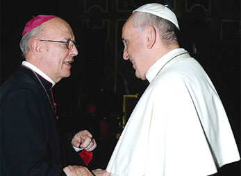 Bischof Küng und Papst Franziskus / ww.dsp.at Bischof Küng und Papst Franziskus