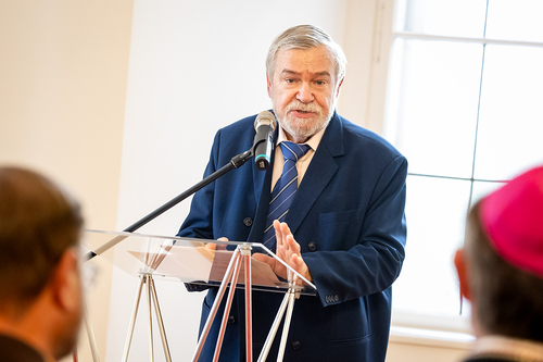 Ordensverleihung / Erzdiözese Wien/ Schönlaub, Stephan Schönlaub Ordensverleihung