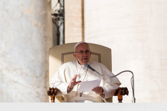 Papst Franziskus / Catholic Church of England and Wales/ Manzur Papst Franziskus: 'Teilt Gewinne mit den Armen'